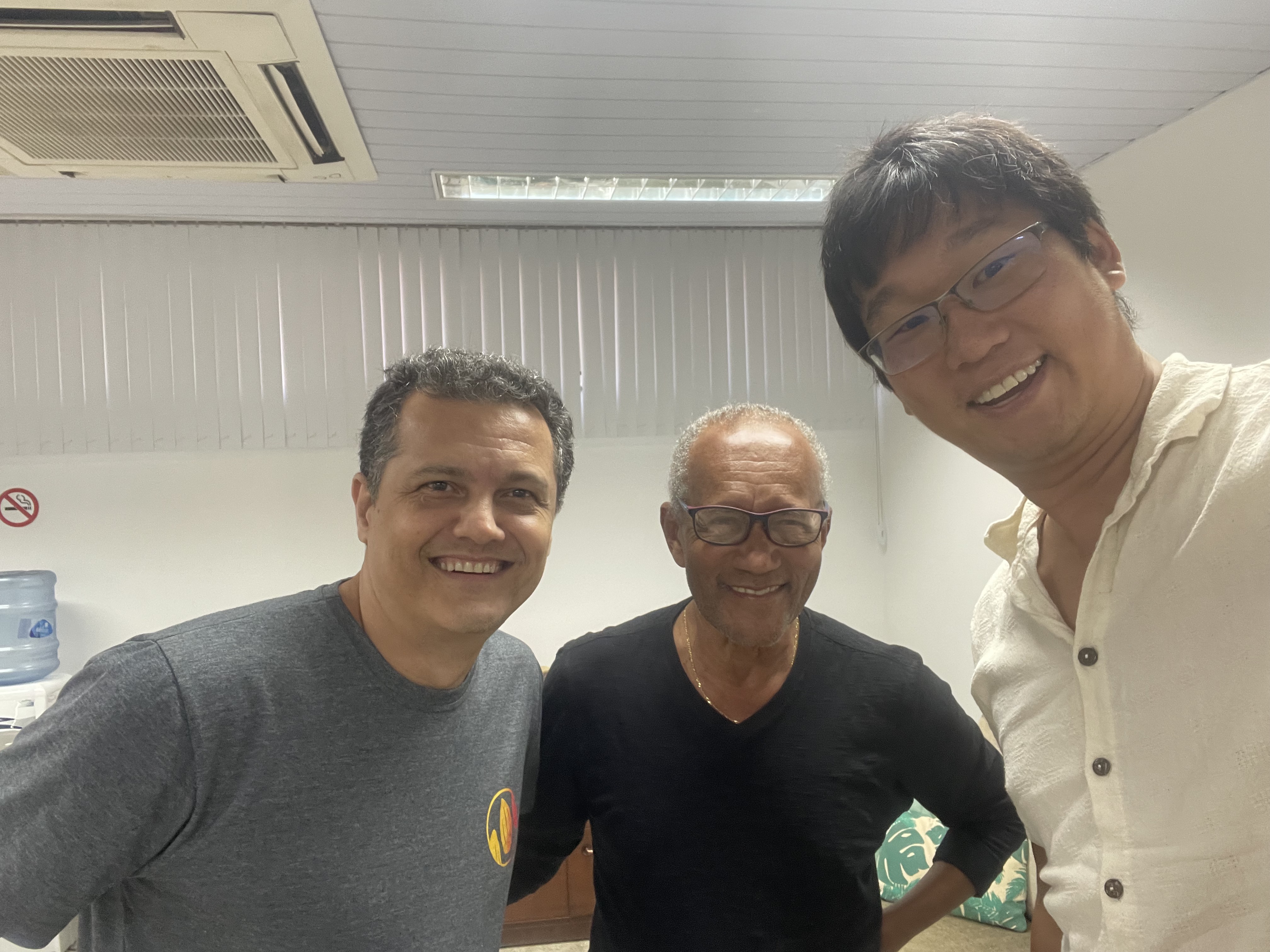 Christiano (CIC director) and Orlantildes (Coopercabruca) with Gary